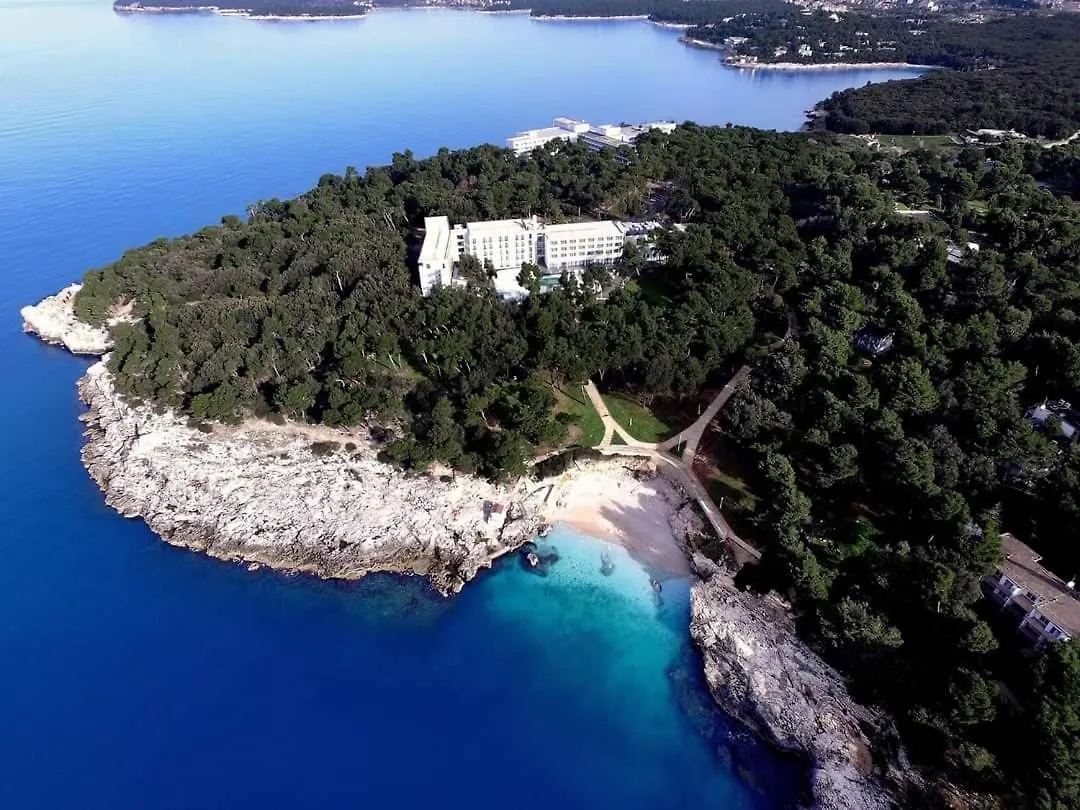 Apartment 3 With Pool Pula Croatia